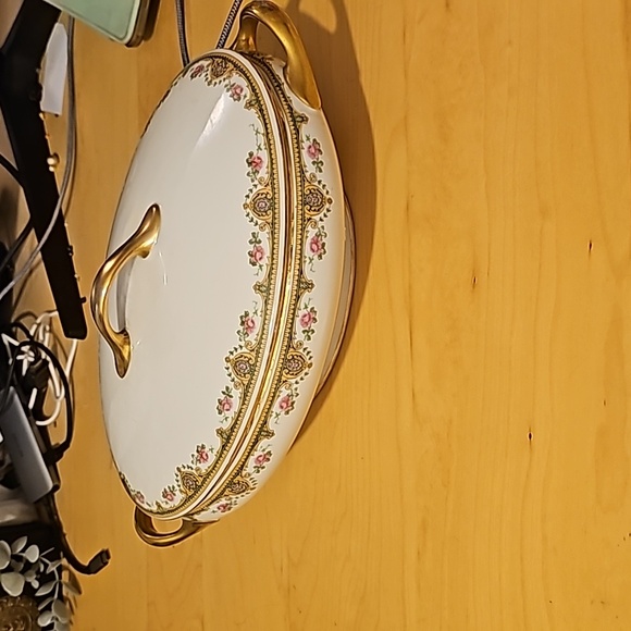 Vintage Michelaud Limoges Made in France 13 inch lidded serving dish - Picture 2 of 13